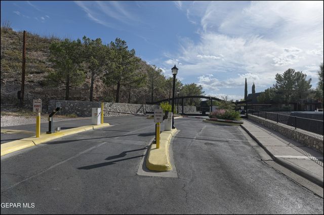 4800 N Stanton Street 185, El Paso, TX 79902