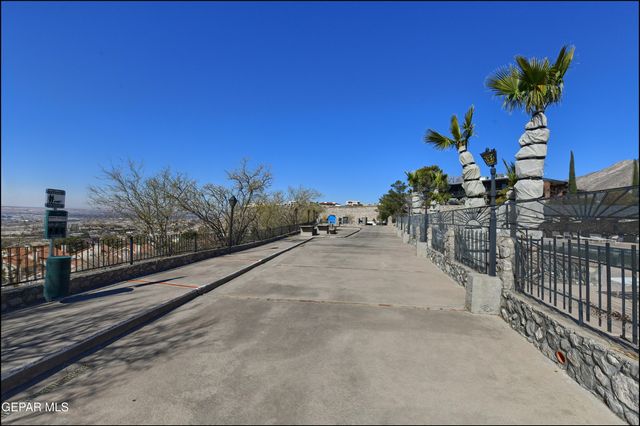 4800 N Stanton Street 185, El Paso, TX 79902