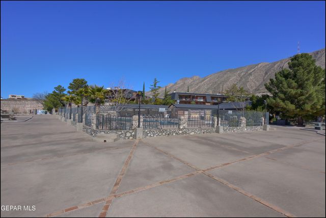 4800 N Stanton Street 185, El Paso, TX 79902