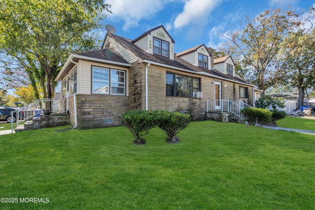 100 Fischer Boulevard, Toms River, NJ 08753