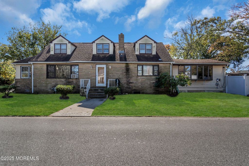 100 Fischer Boulevard, Toms River, NJ 08753