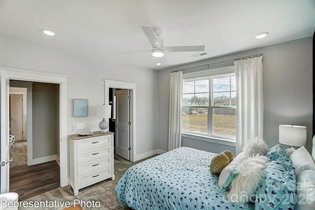 7033 Bil-Mar Drive, Harrisburg, NC 28075