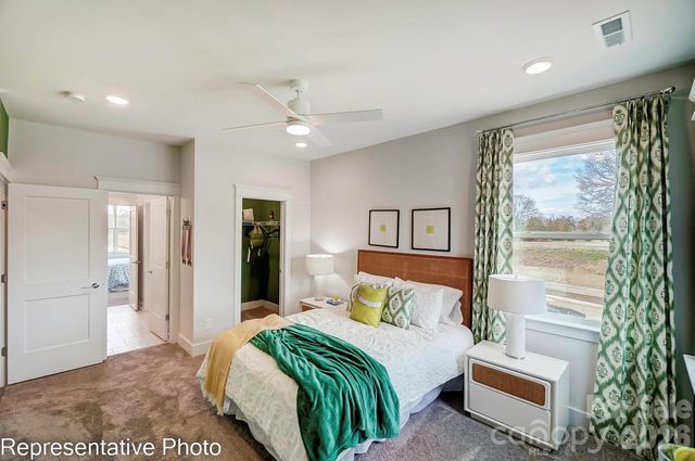 7033 Bil-Mar Drive, Harrisburg, NC 28075