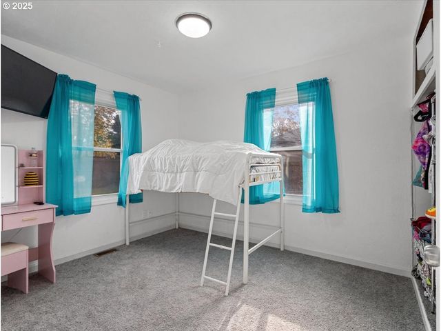 509 MT SHASTA Dr, Vancouver, WA 98664