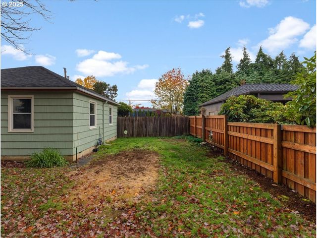 509 MT SHASTA Dr, Vancouver, WA 98664