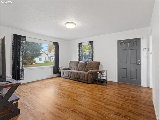 509 MT SHASTA Dr, Vancouver, WA 98664