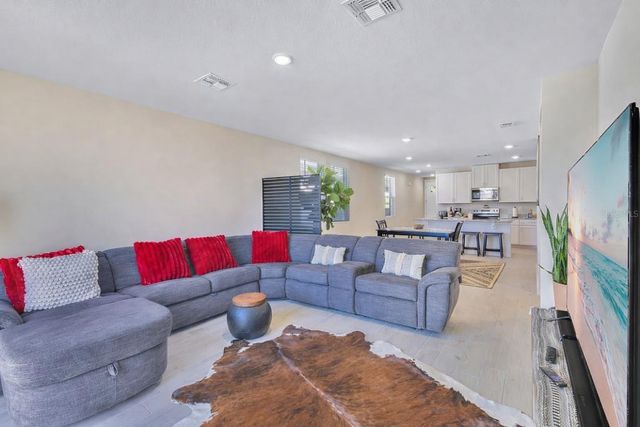 3719 RADIANT MOUNTAIN DRIVE, Plant City, FL 33565