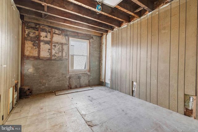 2360 E YORK ST, Philadelphia, PA 19125