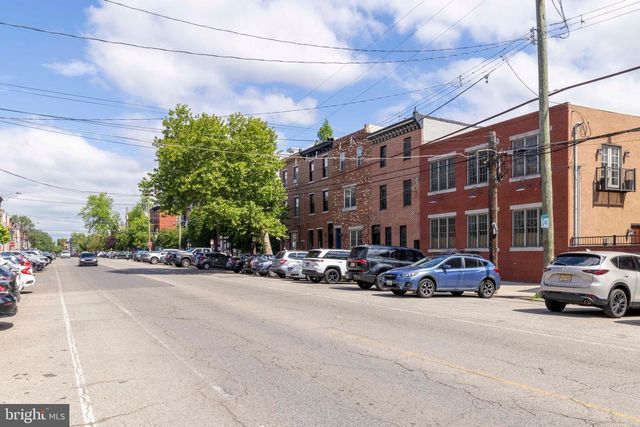 2360 E YORK ST, Philadelphia, PA 19125