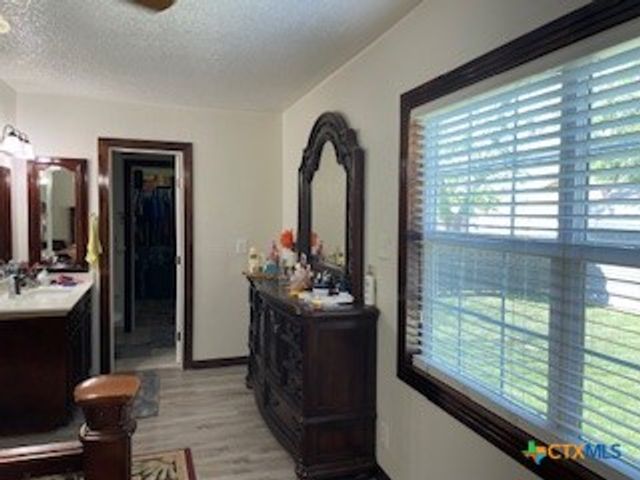 304 Oak Plaza, Austin, TX 78753