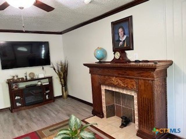 304 Oak Plaza, Austin, TX 78753