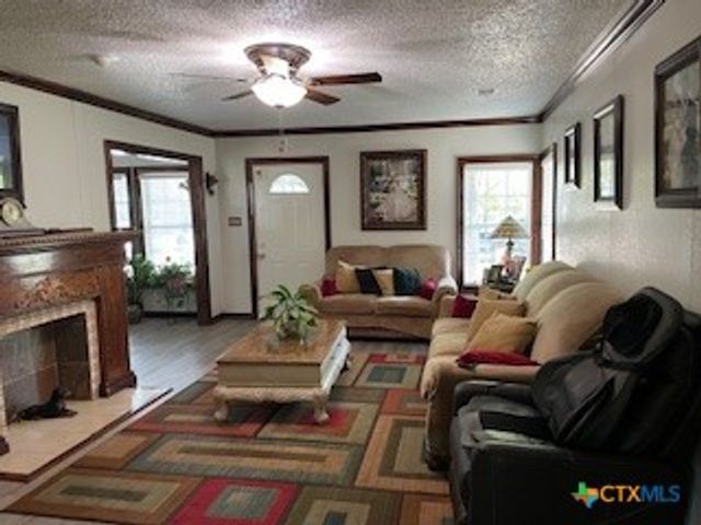 304 Oak Plaza, Austin, TX 78753