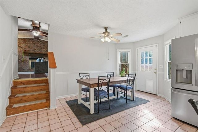 993 Medina SW Drive, Lilburn, GA 30047