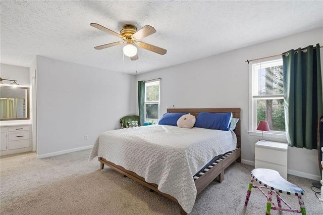 993 Medina SW Drive, Lilburn, GA 30047