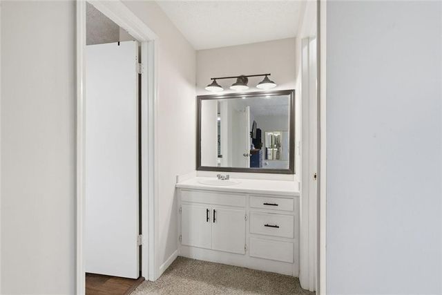 993 Medina SW Drive, Lilburn, GA 30047