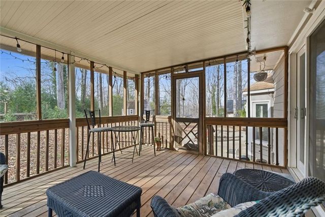 993 Medina SW Drive, Lilburn, GA 30047