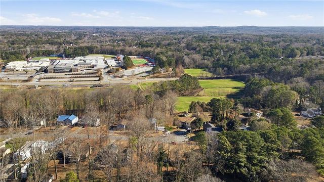 993 Medina SW Drive, Lilburn, GA 30047