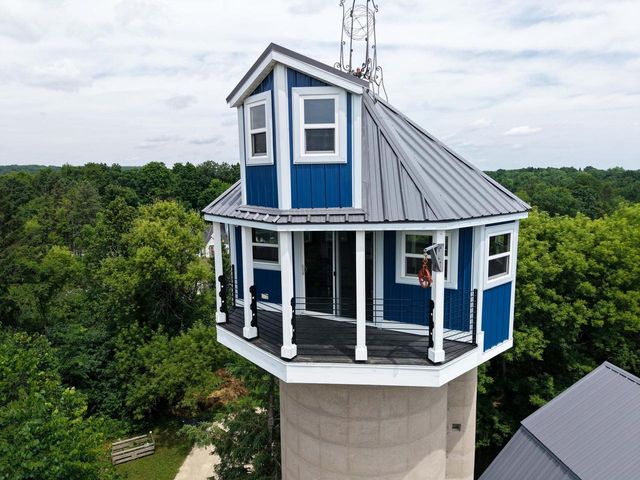 3855 County Highway C, West Bend, WI 53095