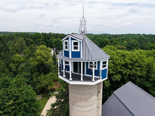 3855 County Highway C, West Bend, WI 53095
