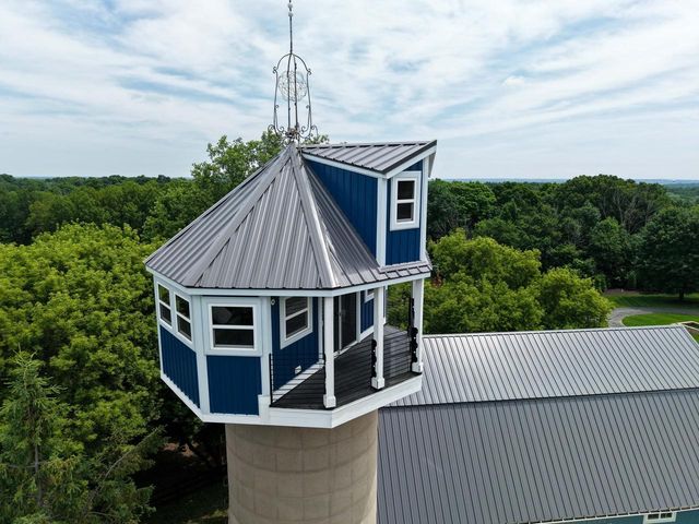 3855 County Highway C, West Bend, WI 53095
