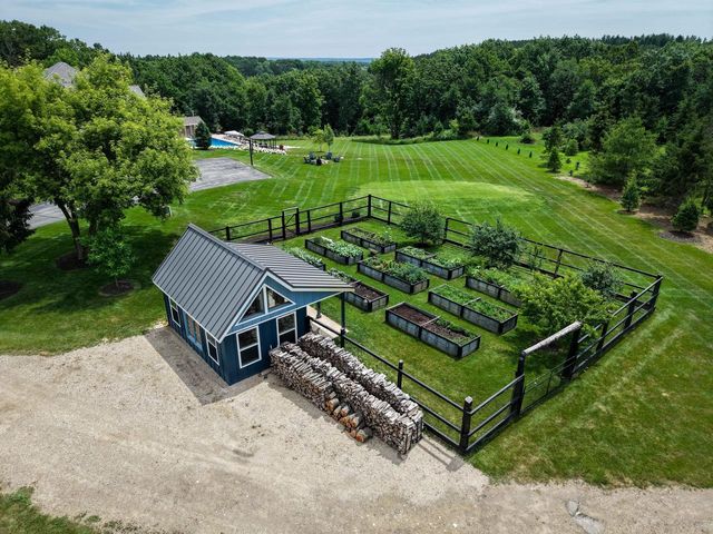 3855 County Highway C, West Bend, WI 53095