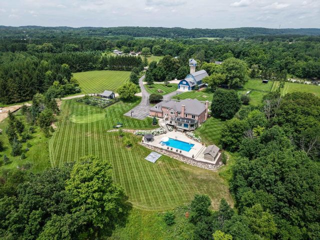 3855 County Highway C, West Bend, WI 53095