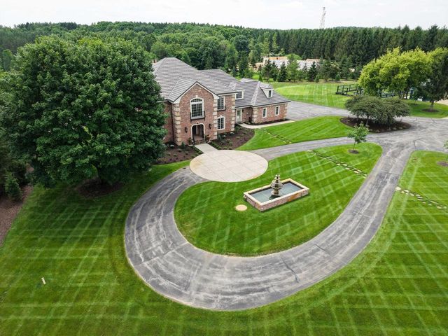3855 County Highway C, West Bend, WI 53095