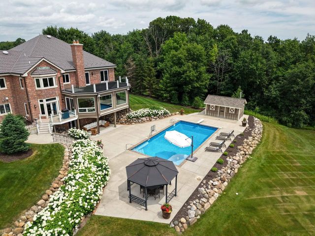3855 County Highway C, West Bend, WI 53095