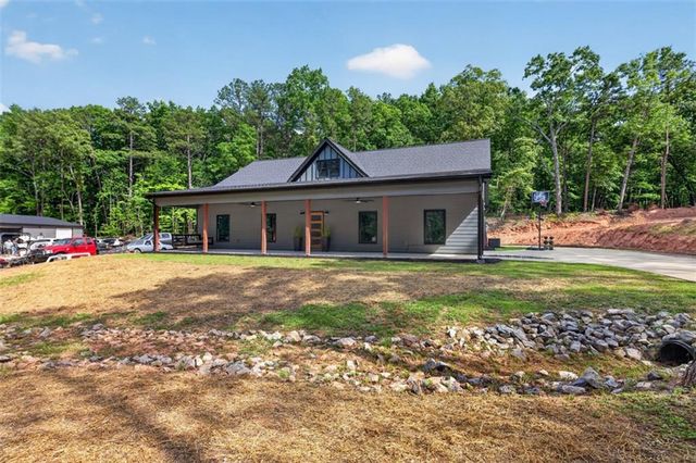 600 H D Atha, Monroe, GA 30655
