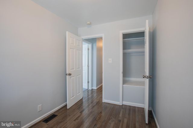 5517 HUNT PL NE, Washington, DC 20019