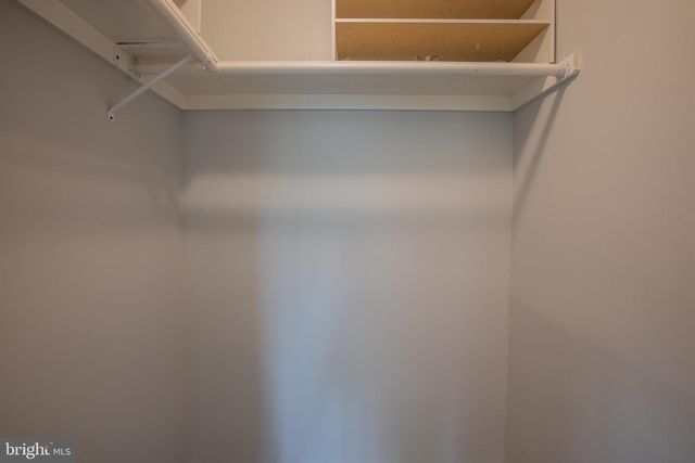 5517 HUNT PL NE, Washington, DC 20019