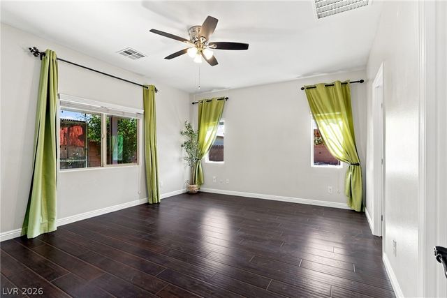 2668 Dorshester Heights Court, Las Vegas, NV 89108