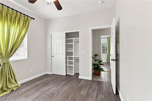 2668 Dorshester Heights Court, Las Vegas, NV 89108