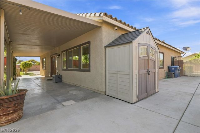 2668 Dorshester Heights Court, Las Vegas, NV 89108