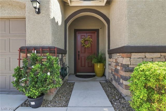 2668 Dorshester Heights Court, Las Vegas, NV 89108