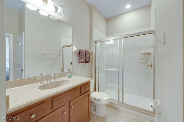 9221 Quartz LN 9-202, Naples, FL 34120