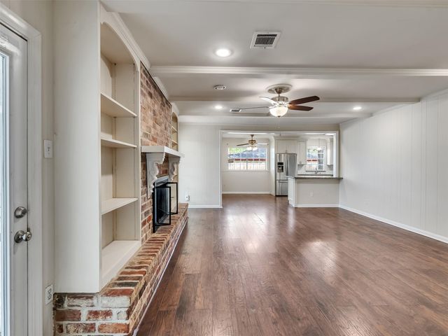 7814 Knob Hill Avenue, Pasadena, TX 77505