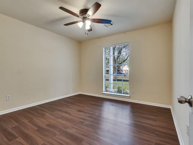 7814 Knob Hill Avenue, Pasadena, TX 77505