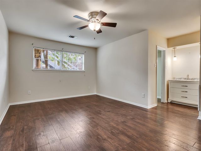 7814 Knob Hill Avenue, Pasadena, TX 77505