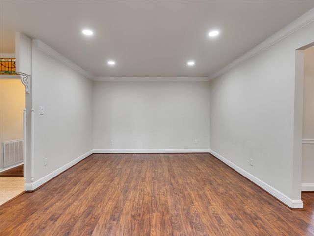 7814 Knob Hill Avenue, Pasadena, TX 77505