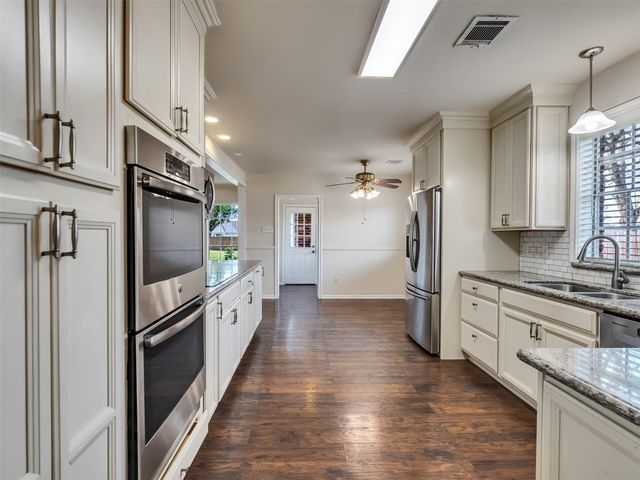 7814 Knob Hill Avenue, Pasadena, TX 77505