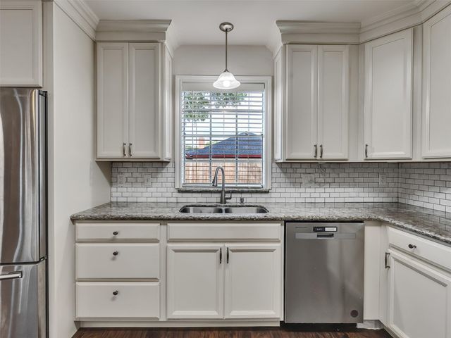 7814 Knob Hill Avenue, Pasadena, TX 77505
