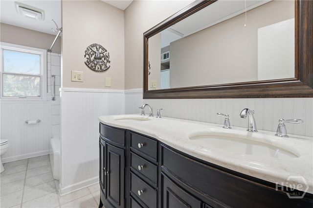 237 Kensington Drive, Savannah, GA 31405