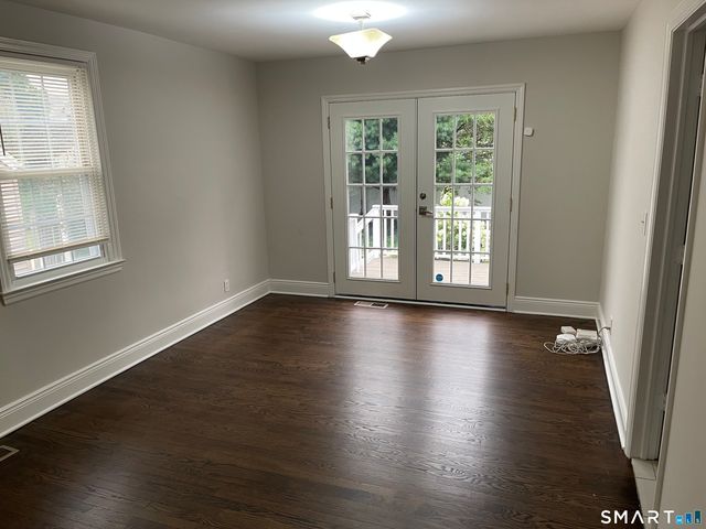 86 Ferndale Avenue, Stratford, CT 06614