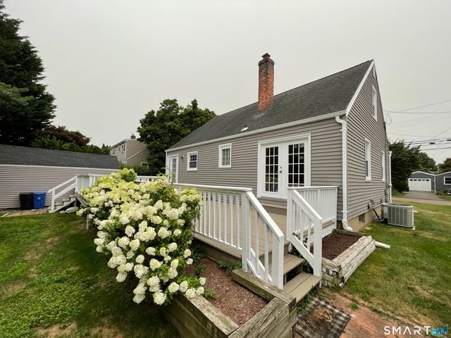 86 Ferndale Avenue, Stratford, CT 06614