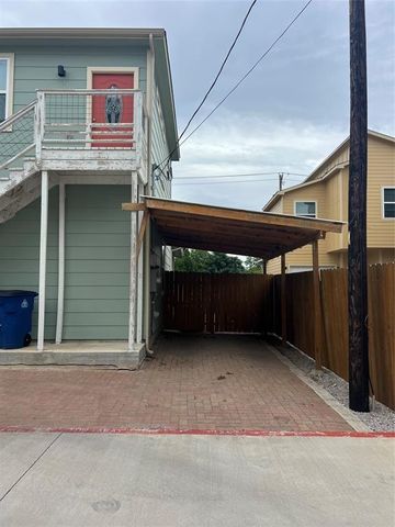 1101 Stobaugh ST B, Austin, TX 78757