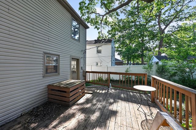 1010 W Lawrence Street, Mishawaka, IN 46545
