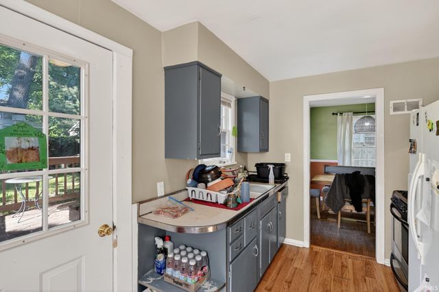 1010 W Lawrence Street, Mishawaka, IN 46545