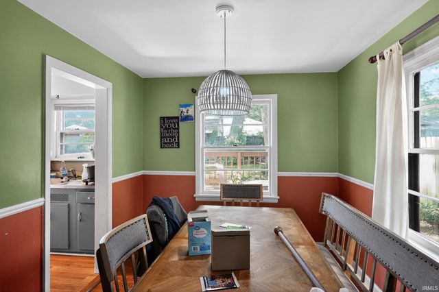 1010 W Lawrence Street, Mishawaka, IN 46545