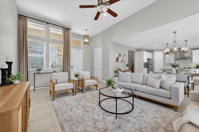 11664 Bella Verde Avenue, Fresno, CA 93730